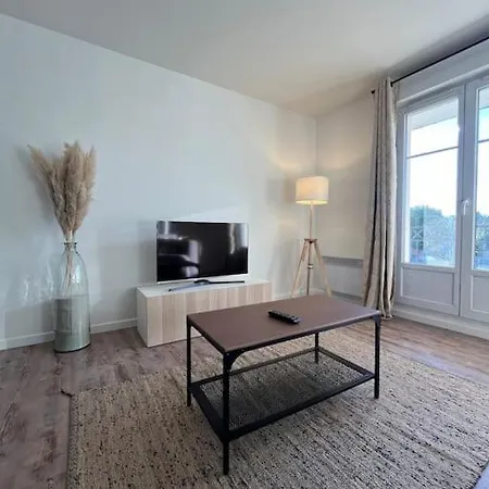 Bienvenue Chez Camille Apartment Plaisir Exterior photo
